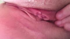 تشغيل كس سمراء الرطب الذي تم إبلاغه بواسطة Big Long Dick في الفيديو المنزلي المتشددين