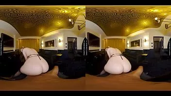 Putar Pacar malam ini - scarlett mae muncul terlihat lezat dan seksi dalam pakaian dalam untuk kliennya
