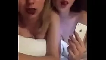 Play Horny naked russians in the hotel room