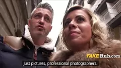 Reproducir Esposa MILF rubia infiel se vende para una sesión porno rápida de 300 euros
