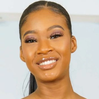 色情明星 Isla Biza